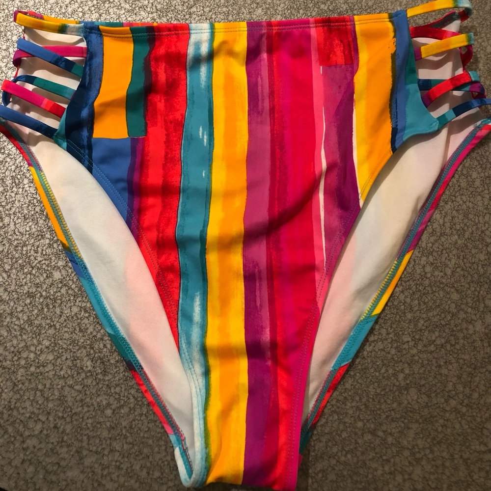 Stripped Swim Bottom